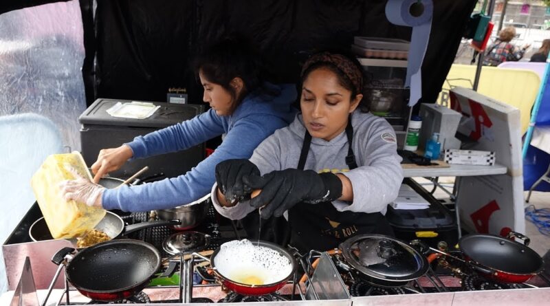 Sri Lankan Street Food: Egg Hoppers by "Hop & Roll" + A Taste Test at Kerb Kings Cross, London.